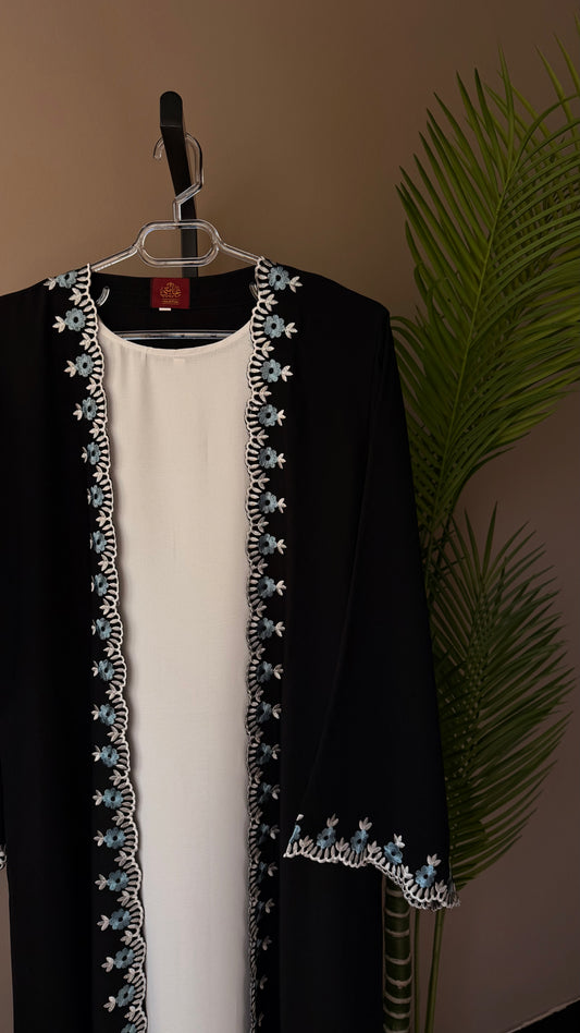 عباية بلوما