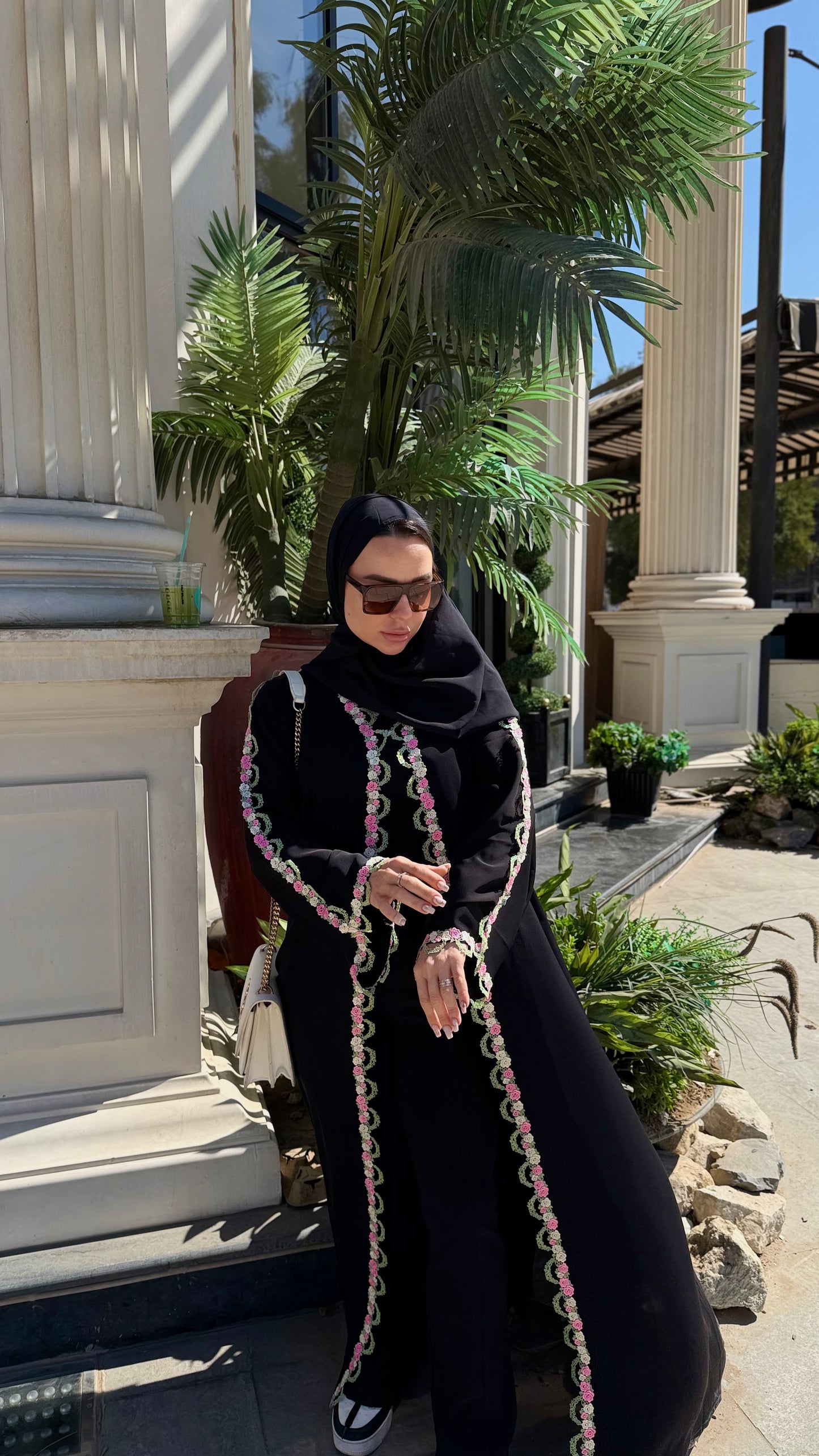عباية فلورا